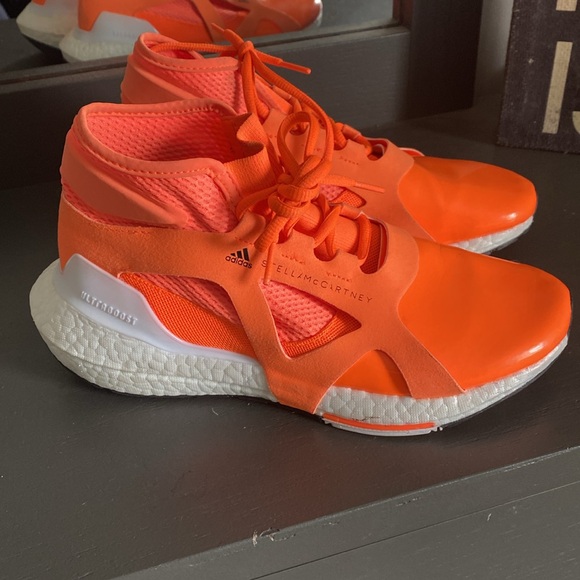 Adidas Ultra Boost 21
Stella McCartney - Picture 3 of 6